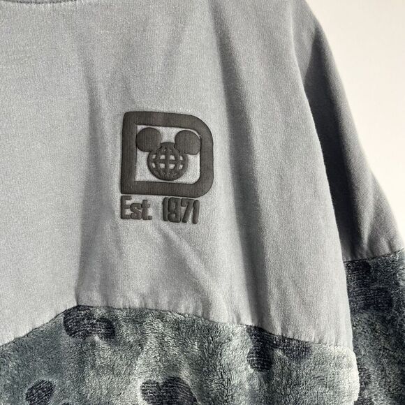 Spirit Jersey Walt Disney World T Shirt Size Small Gray Velour Mickey Mouse Icon - Picture 4 of 8